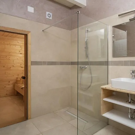 Olivia - New And Modern House With Pool, Souna, Jacuzzi & Playground, - Istra Вилла Лижнян