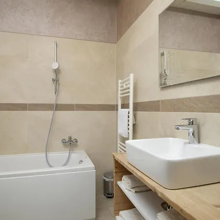 Olivia - New And Modern House With Pool, Souna, Jacuzzi & Playground, - Istra *
