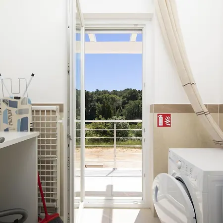 Olivia - New And Modern House With Pool, Souna, Jacuzzi & Playground, - Istra Лижнян