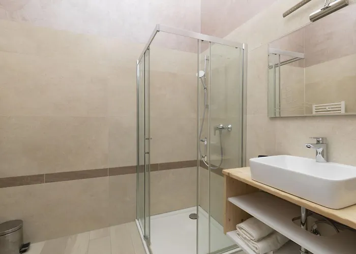 Villa Olivia - New And Modern House With Pool, Souna, Jacuzzi & Playground, - Istra Ližnjan