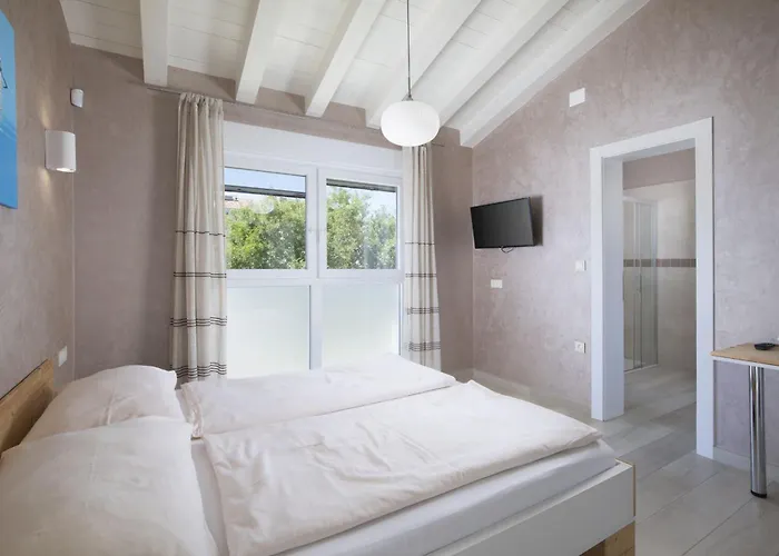 Villa Olivia - New And Modern House With Pool, Souna, Jacuzzi & Playground, - Istra Ližnjan