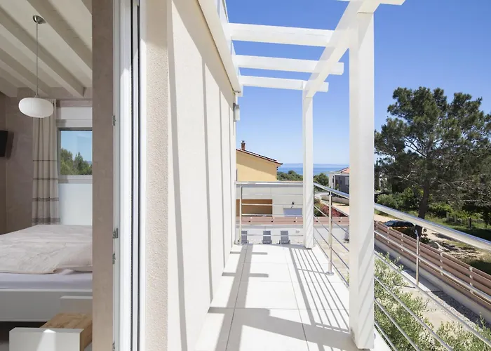 Olivia - New And Modern House With Pool, Souna, Jacuzzi & Playground, - Istra