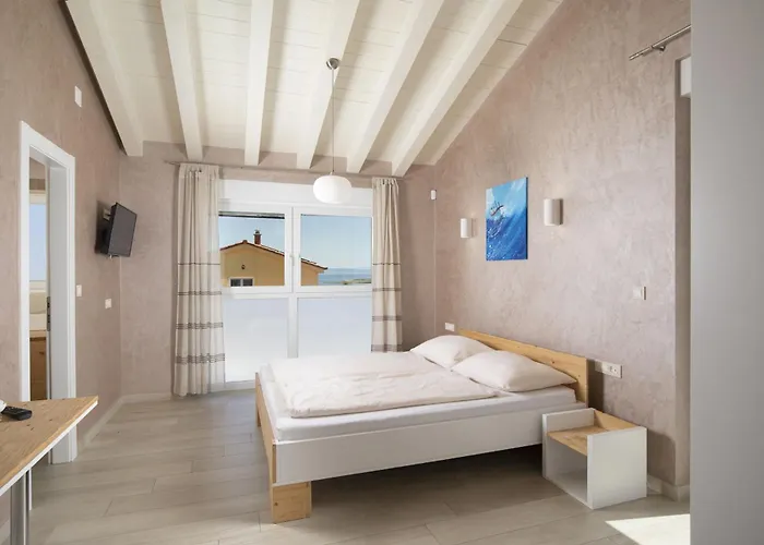 Villa Olivia - New And Modern House With Pool, Souna, Jacuzzi & Playground, - Istra Ližnjan